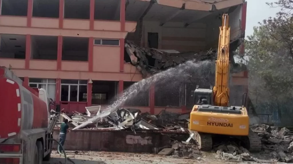 Ankara'da Yıkımcılar