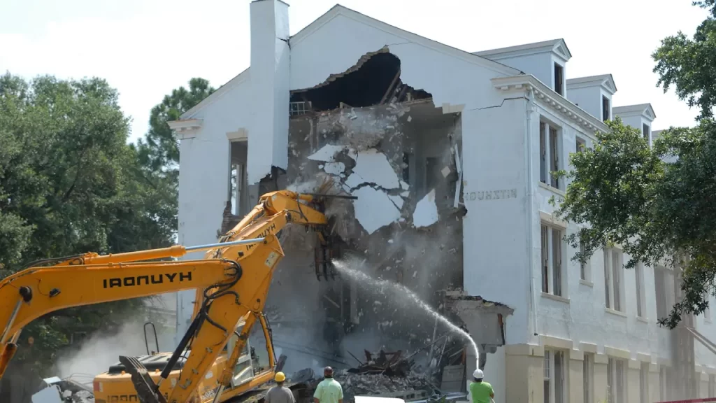 Bina Yıkımı Hizmetine Neden İhtiyaç Duyulur?
